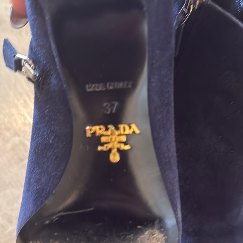 Elegant Navy Women's Ankle Boots - Picture 4 of 8